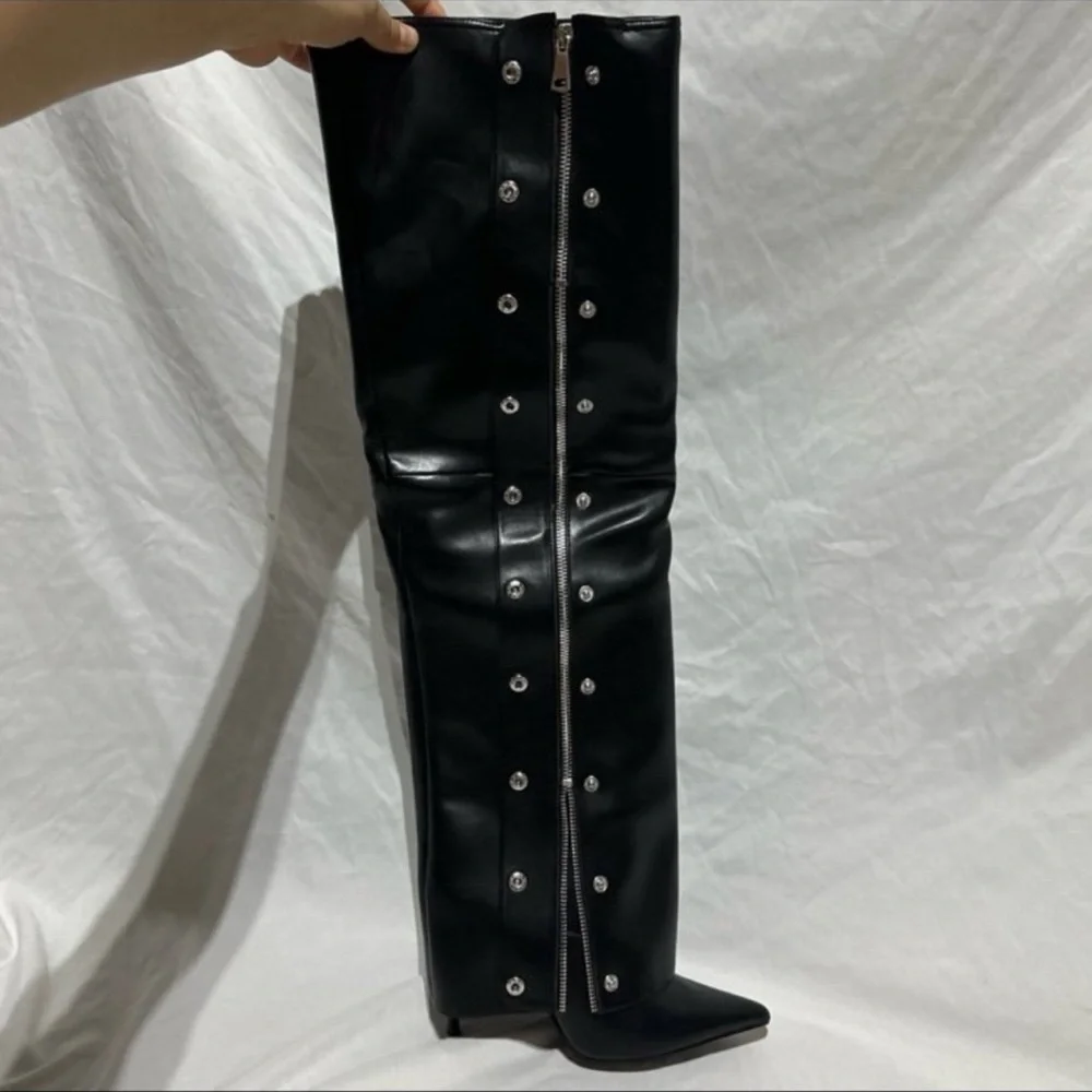 Steve‎ Madden Stone Black Leather Knee-High Women's Heeled Buttoned Boots